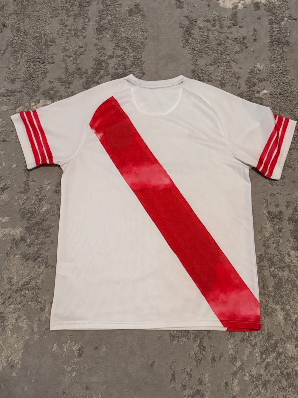 River Plate Humanrace Jersey - Picture 4 of 4